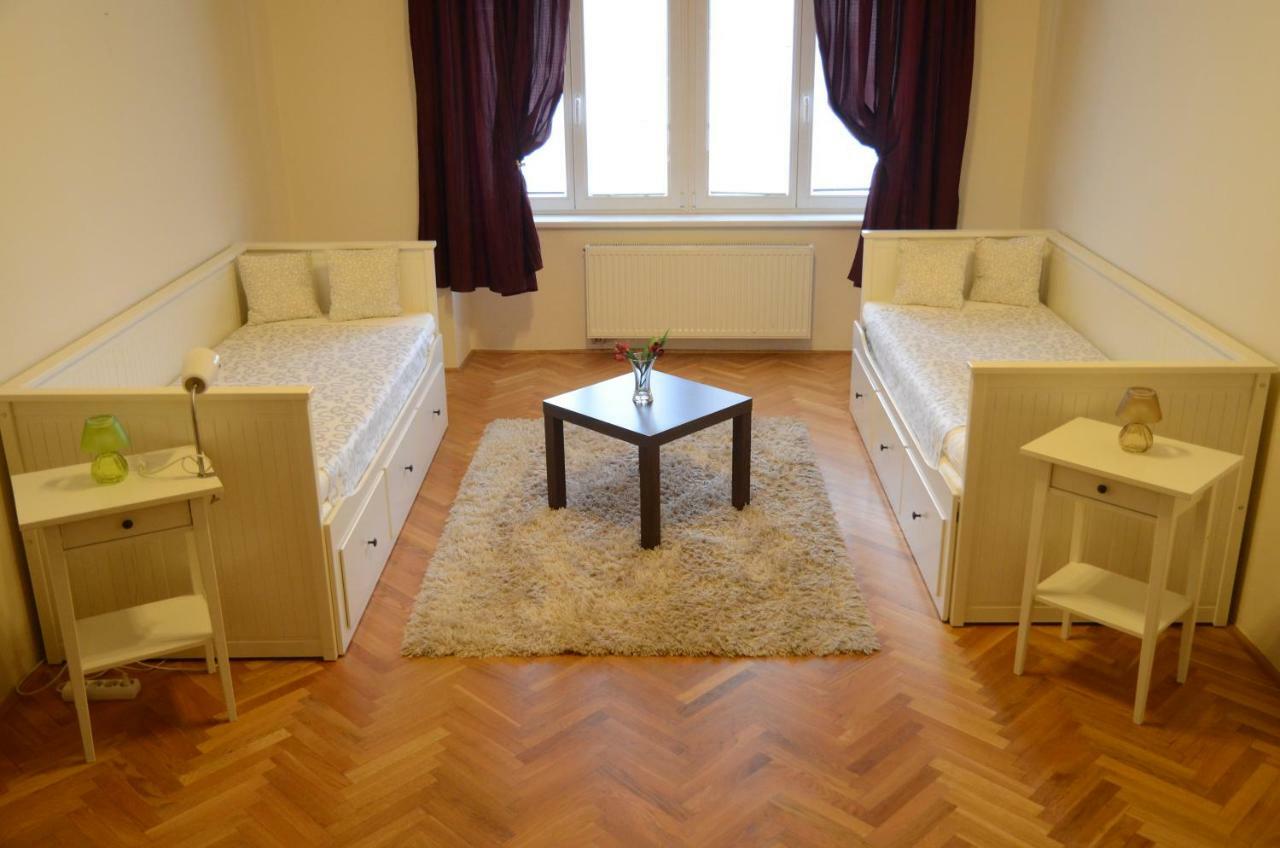 Luxury Vincents Apartments Кошице Экстерьер фото